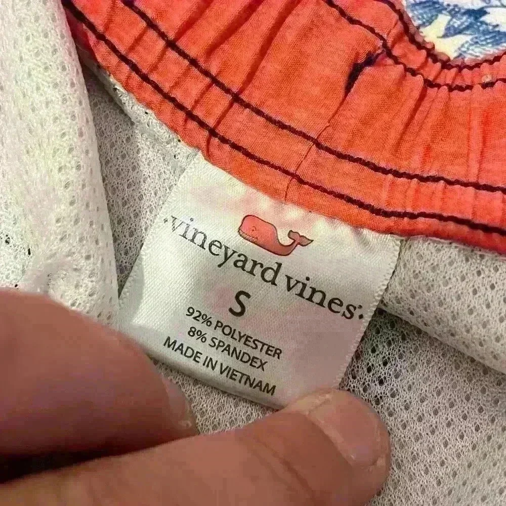 Vineyard Vines Men’s Swim Trunks Size Small NWOT Stripe Board Shorts 6.5” Inseam